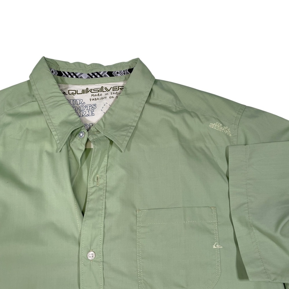 Quiksilver XL Green Button Down Shirt Short Sleeve Pocket Surf Coastal Skate